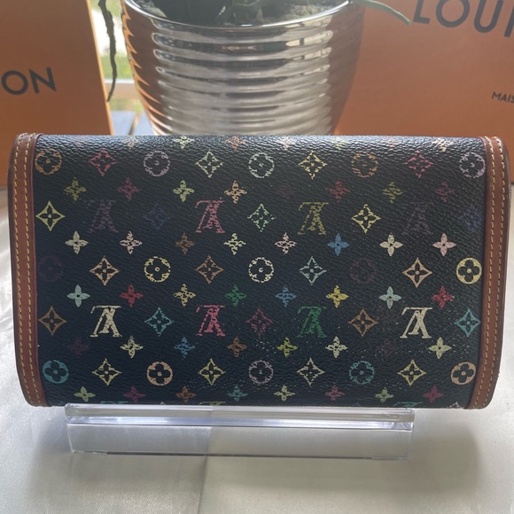 Louis Vuitton Tekashi Murakami Black International Wallet - Picture 5 of 8